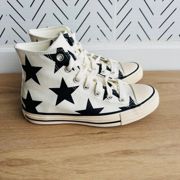 Converse Shoes - ⭐Converse Chuck Taylor All Star Hi Large Stars 8 Women Shoes Beige Black A09898F
